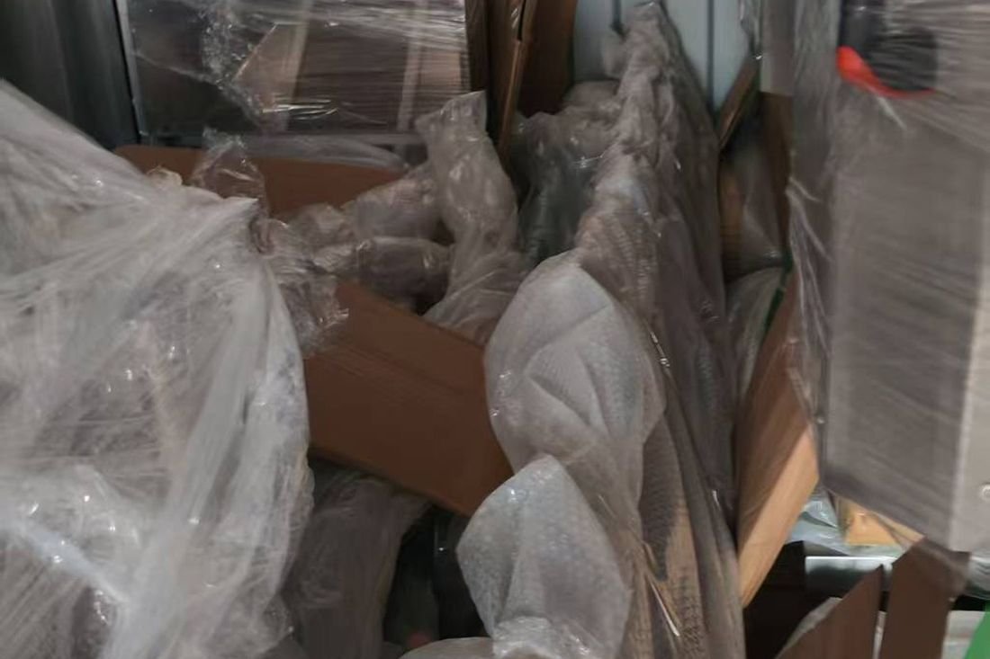 Oral-pouch line container-shipment photo