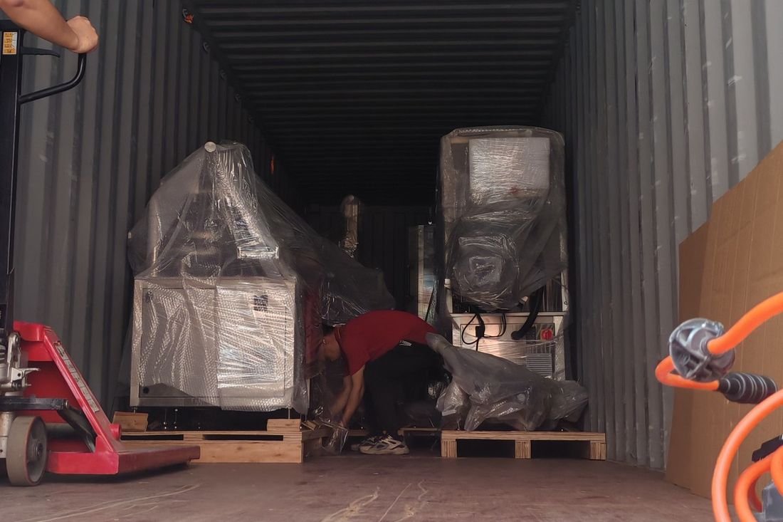 Oral-pouch line container-shipment photo