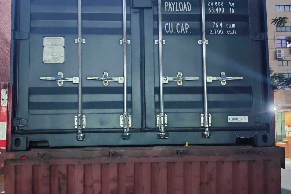 Oral-pouch line container-shipment photo