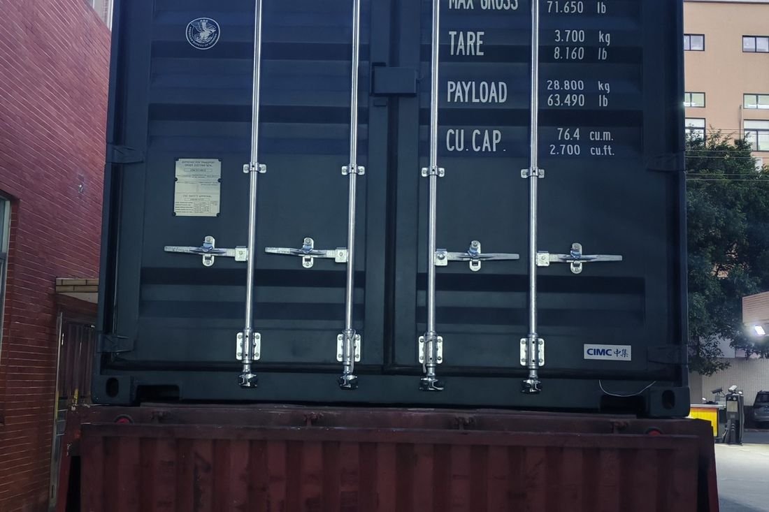 Oral-pouch line container-shipment photo