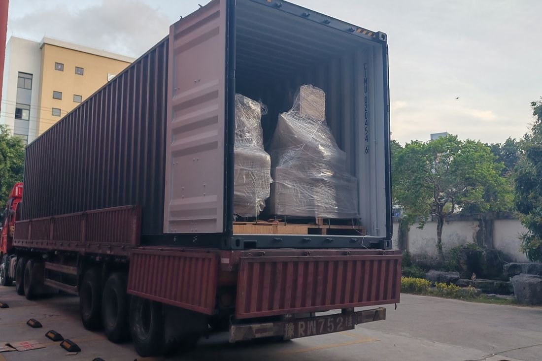 Oral-pouch line container-shipment photo