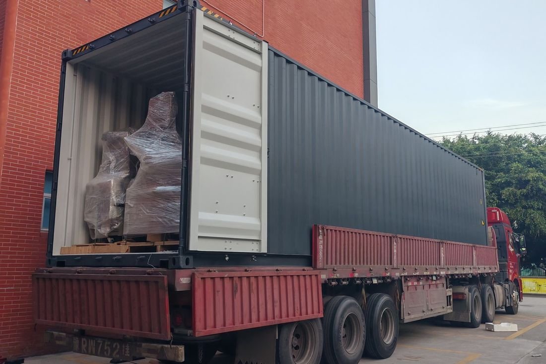 Oral-pouch line container-shipment photo