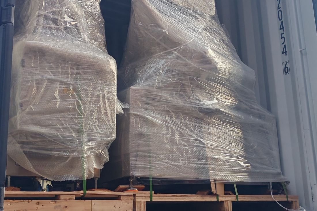 Oral-pouch line container-shipment photo