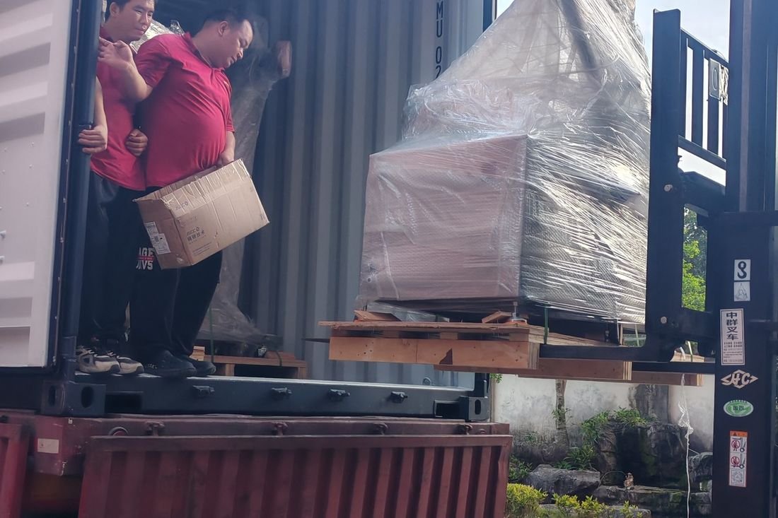 Oral-pouch line container-shipment photo