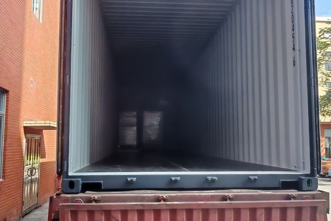 Oral-pouch line container-shipment photo