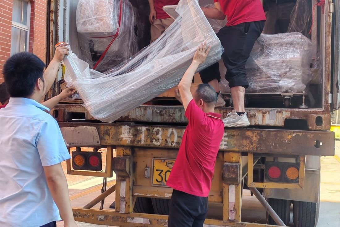 Oral-pouch line container-shipment photo