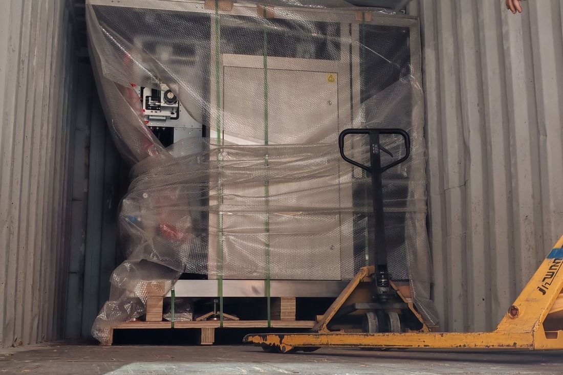 Oral-pouch line container-shipment photo