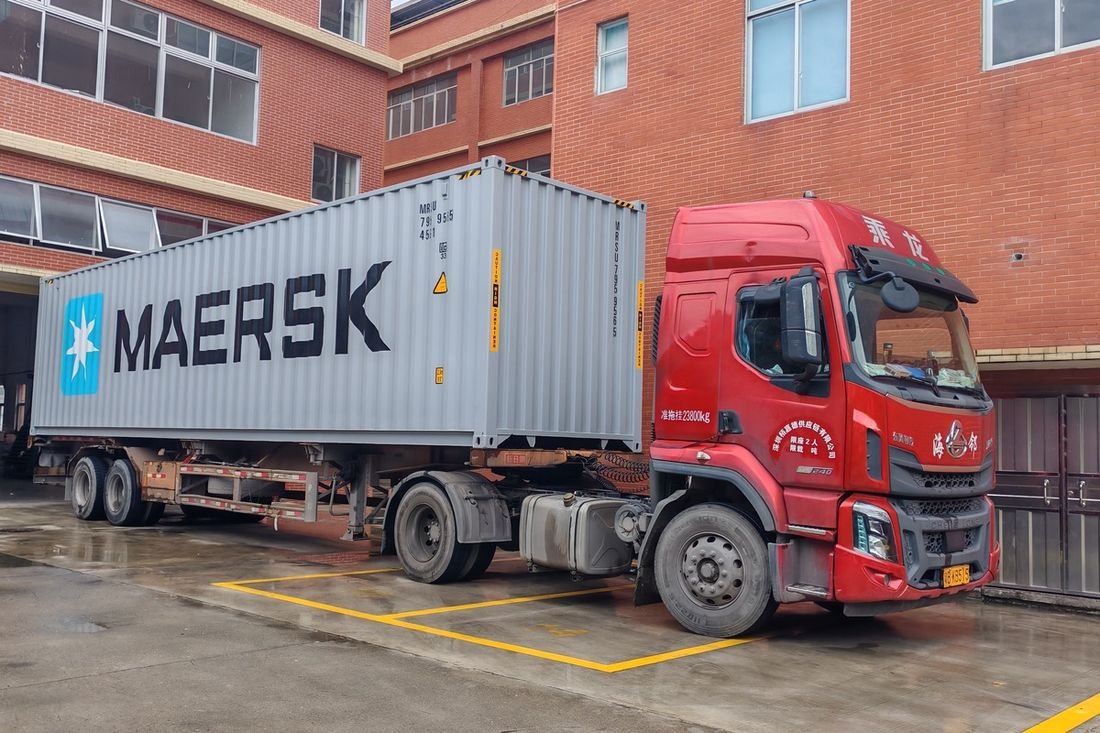 Oral-pouch line container-shipment photo