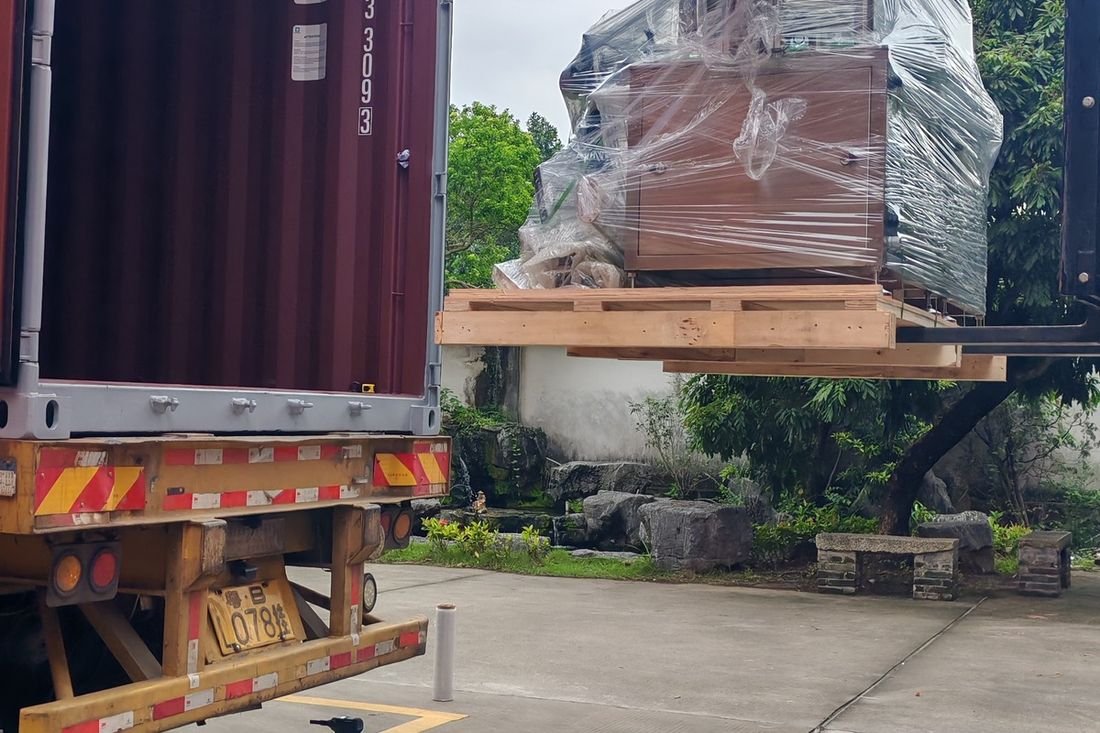 Oral-pouch line container-shipment photo