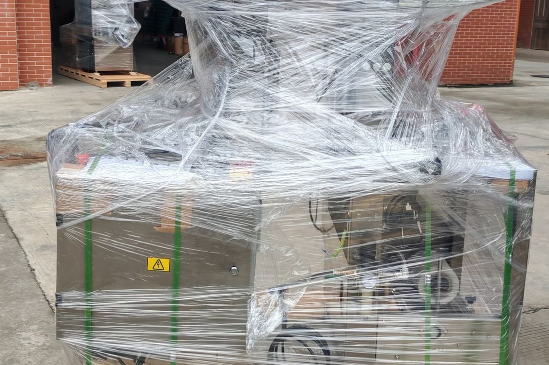 Oral-pouch line container-shipment photo
