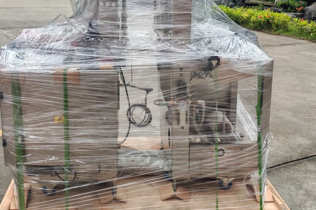Oral-pouch line container-shipment photo